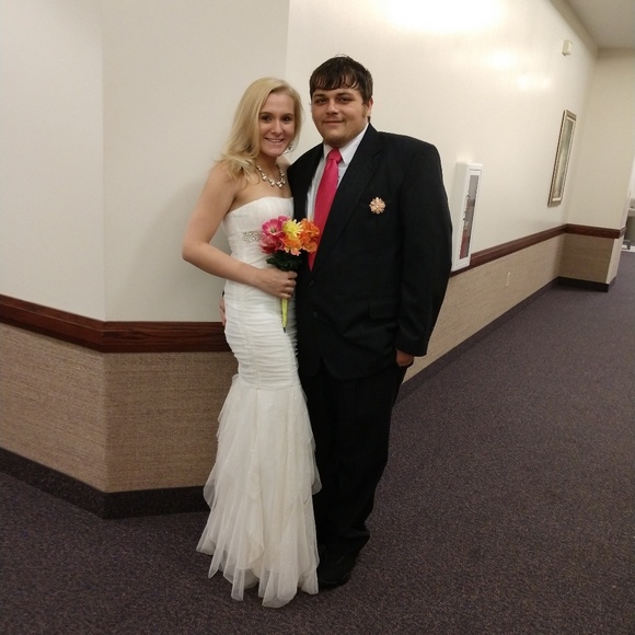 Meet your Posher, Brittany - Picture 3 of 5